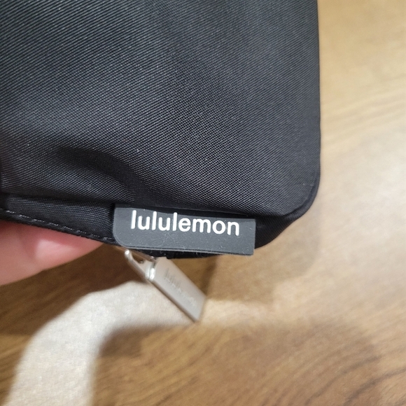Lululemon 1L everywhere belt bag black - Picture 13 of 16